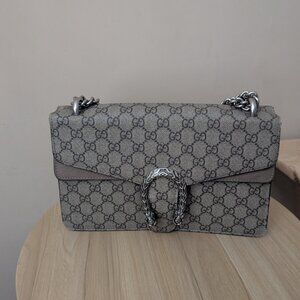 Gucci Women's hang bag/ shoulder bag / crossbody bag